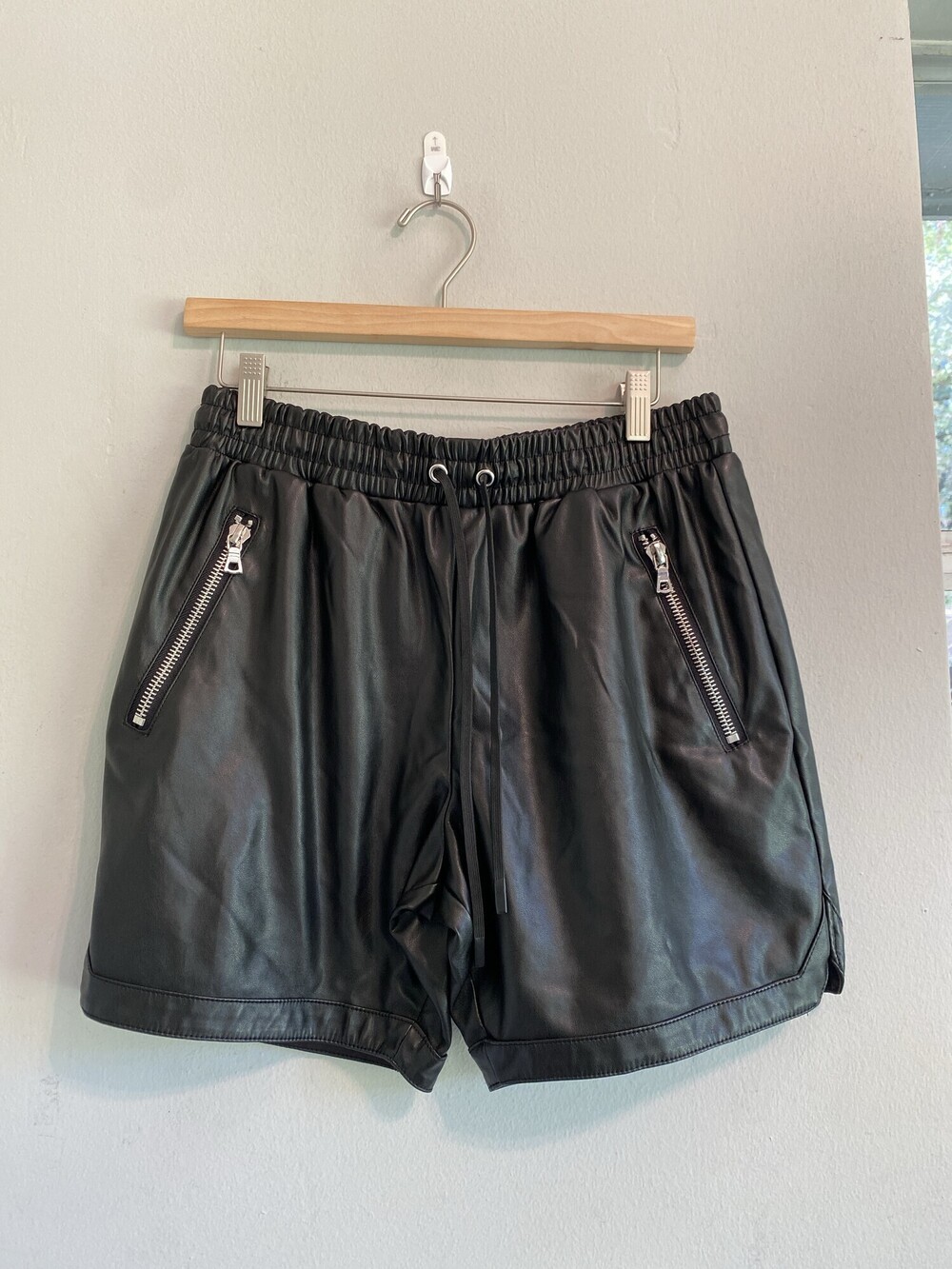 NovaMEN Black Coated Drawstring Zip Pocket Shorts M